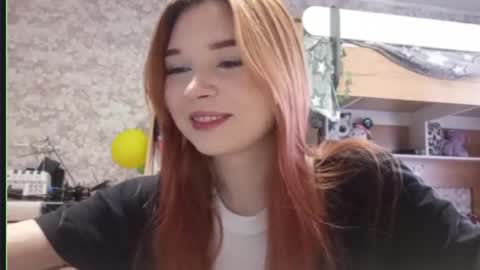 Hello Eva here   Help me to make 100 thumbs up 333 online show from October 21, 2025, 9:10 am