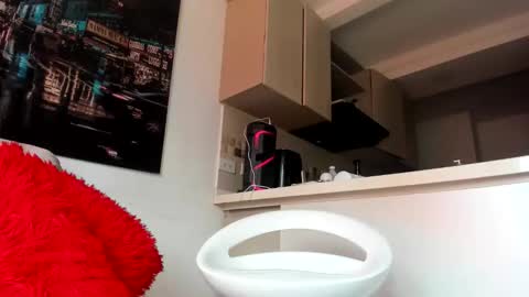 Snapshot of cielo_9 chatting on June 3, 2026, 2:33 pm Sara INSTAGRAM SARARENDON7798 online show from June 3, 2026, 2:33 pm