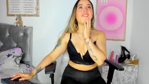 Ciindy Lovers online show from November 30, 2025, 12:36 am