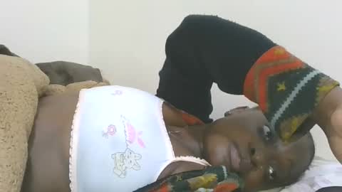 cilia petite online show from November 14, 2025, 6:34 am