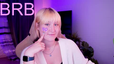 Cin Bellamy online show from September 16, 2025, 5:52 am