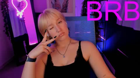 Cin Bellamy online show from September 24, 2025, 5:22 am