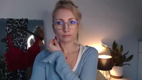 Cinderella online show from April 2, 2026, 6:00 am