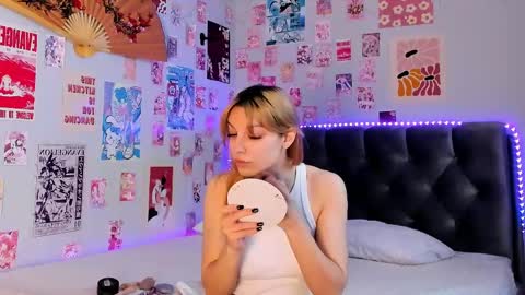 Snapshot of cindymori chatting on May 4, 2026, 5:58 am cindymori online show from May 4, 2026, 5:58 am