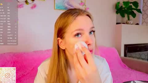 Snapshot of cindyreming01 chatting on October 5, 2025, 6:23 am indy online show from October 5, 2025, 6:23 am