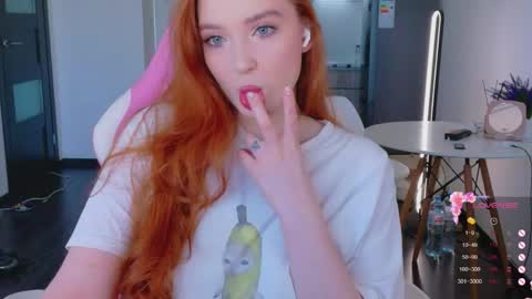 Snapshot of cinnabongirls chatting on April 17, 2026, 10:51 am Maddy online show from April 17, 2026, 10:51 am
