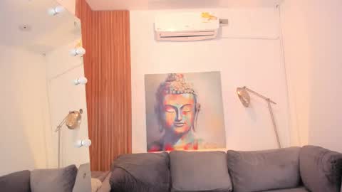 Cintia online show from November 27, 2025, 12:18 pm