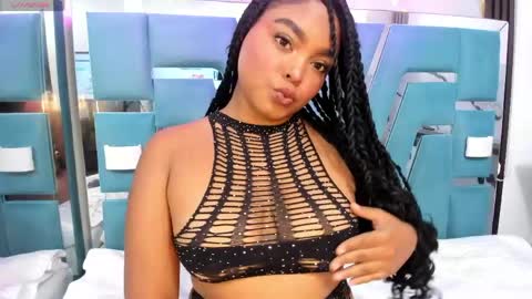 cintia_marc online show from April 30, 2026, 12:55 pm