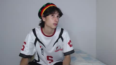 cirosky_elchicopolla online show from February 11, 2026, 3:55 am