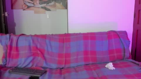 cirosky_elchicopolla online show from February 26, 2026, 4:00 am