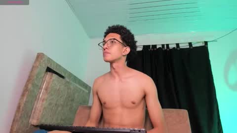 cj_davis1 online show from March 12, 2026, 4:18 am