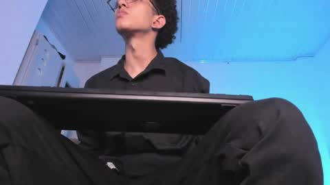 Snapshot of cj_davis1 chatting on June 8, 2026, 5:08 am cj_davis1 online show from June 8, 2026, 5:08 am