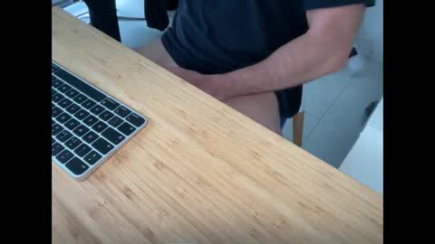 Snapshot of cjamie chatting on December 4, 2024, 10:46 am cjamie online show from December 4, 2024, 10:46 am