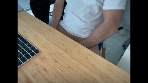 Snapshot of cjamie chatting on February 20, 2025, 10:59 am cjamie online show from February 20, 2025, 10:59 am