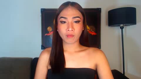 Snapshot of cjhotfucker chatting on February 5, 2025, 10:44 pm CJ online show from February 5, 2025, 10:44 pm