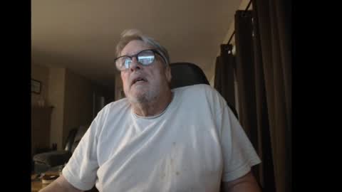 Snapshot of cjscout chatting on December 5, 2024, 1:58 am cjscout online show from December 5, 2024, 1:58 am