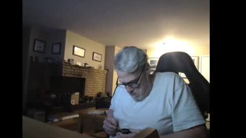 Snapshot of cjscout chatting on December 16, 2024, 8:52 am cjscout online show from December 16, 2024, 8:52 am