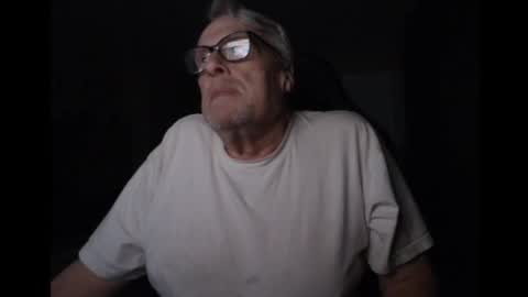 Snapshot of cjscout chatting on February 3, 2025, 8:24 am cjscout online show from February 3, 2025, 8:24 am