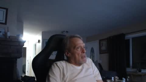 Snapshot of cjscout chatting on November 16, 2025, 7:14 am cjscout online show from November 16, 2025, 7:14 am