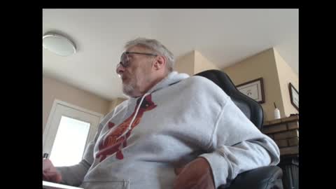 Snapshot of cjscout chatting on April 21, 2026, 1:42 am cjscout online show from April 21, 2026, 1:42 am