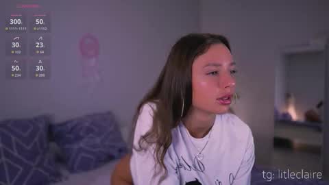 Snapshot of claire_amoure chatting on September 13, 2025, 6:13 am Claire online show from September 13, 2025, 6:13 am