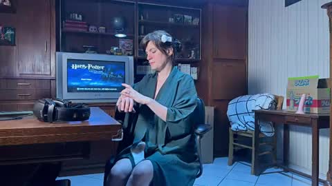 Claire Moulin online show from June 3, 2026, 8:25 pm