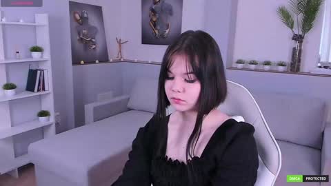 Claire Faers online show from February 2, 2025, 9:30 am