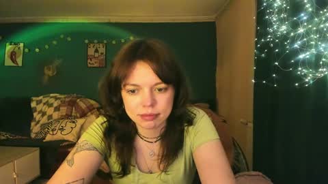 Snapshot of clancyosbourne chatting on May 1, 2026, 6:23 pm Clancy online show from May 1, 2026, 6:23 pm