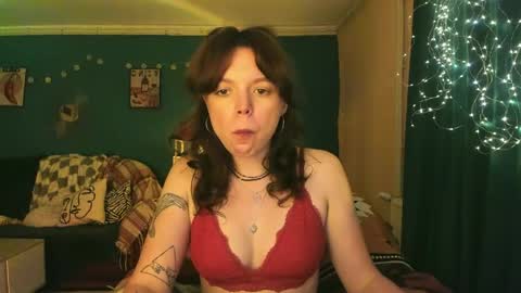 Snapshot of clancyosbourne chatting on May 25, 2026, 5:41 pm Clancy online show from May 25, 2026, 5:41 pm