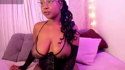 Snapshot of claradoll_ chatting on July 20, 2026, 10:39 am Clara online show from July 20, 2026, 10:39 am