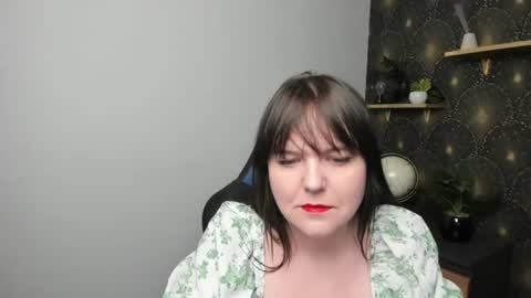 Snapshot of clarasoftxo chatting on July 6, 2026, 5:48 am Clara online show from July 6, 2026, 5:48 am