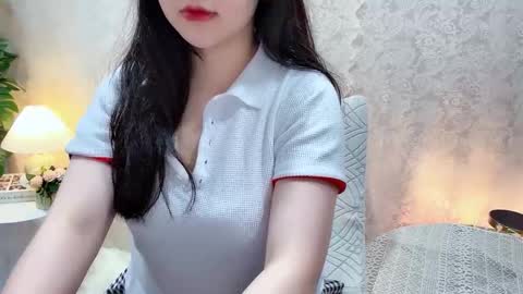 Snapshot of clari_yumi chatting on February 24, 2026, 1:36 am Clari online show from February 24, 2026, 1:36 am