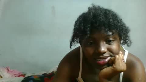 clarisse98 online show from October 17, 2025, 6:05 am