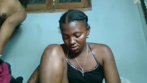 clarisse98 online show from October 29, 2025, 7:04 pm