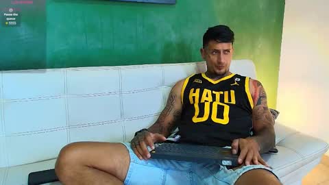 Juanpaindependent model online show from March 21, 2026, 6:11 pm