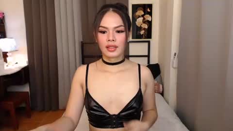 maika online show from November 5, 2025, 7:08 am