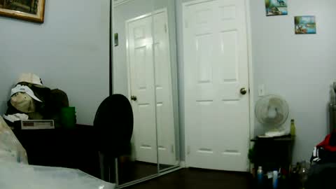 Claudia online show from June 6, 2026, 4:44 pm