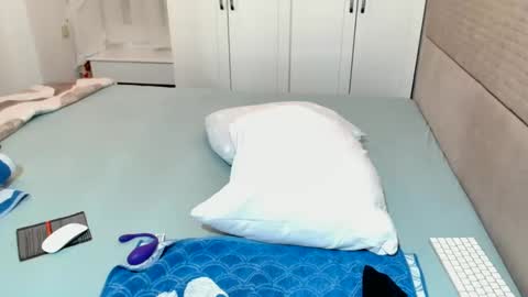 claudiacoxxx online show from January 14, 2025, 11:27 pm