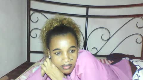 claudianne online show from April 5, 2026, 7:22 pm