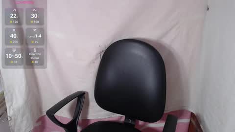 clawdeen_gh online show from October 17, 2025, 1:46 pm