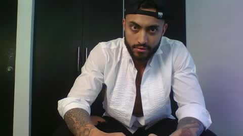 Snapshot of claybrown_ chatting on April 25, 2026, 1:41 pm Clay online show from April 25, 2026, 1:41 pm