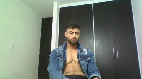 Snapshot of claybrown_ chatting on May 24, 2026, 1:05 pm Clay online show from May 24, 2026, 1:05 pm