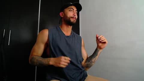 Snapshot of claybrown_ chatting on June 6, 2026, 12:21 pm Clay online show from June 6, 2026, 12:21 pm