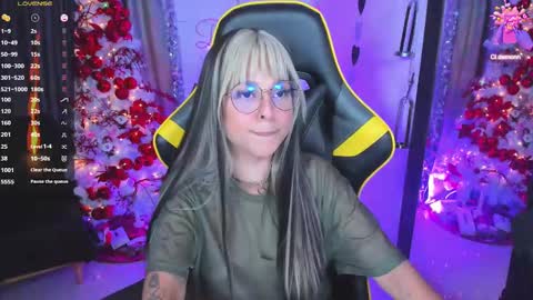 Demon online show from December 27, 2024, 3:37 pm