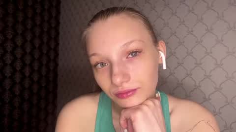 Cleo online show from March 8, 2026, 6:01 pm