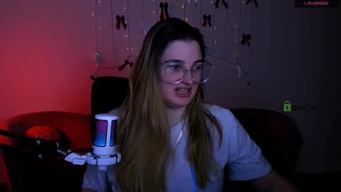 clery_shine online show from February 4, 2026, 10:58 pm