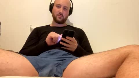 cleurj online show from October 7, 2025, 7:44 pm
