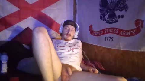 Snapshot of cleveykevil chatting on November 18, 2025, 6:01 pm cleveykevil online show from November 18, 2025, 6:01 pm