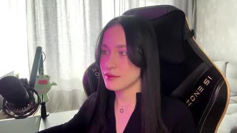 Maomau online show from April 17, 2026, 3:31 am