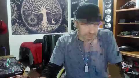 chad online show from December 22, 2025, 5:15 am